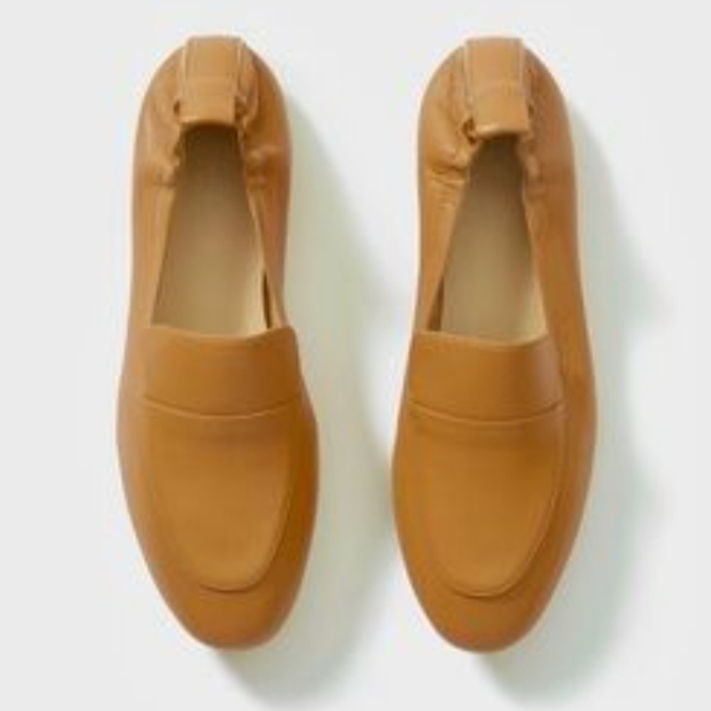 Everlane Size 8 Caramel Leather Slip on  Day Loafers